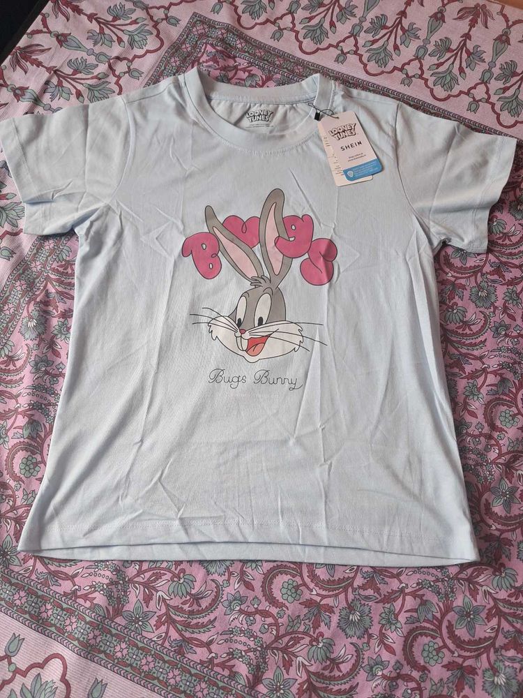 Cute blue Bugs Bunny T-Shirt