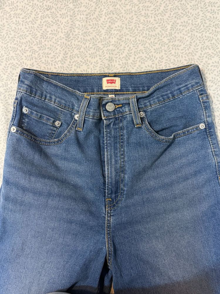 Classic Blue Levi's Jeans