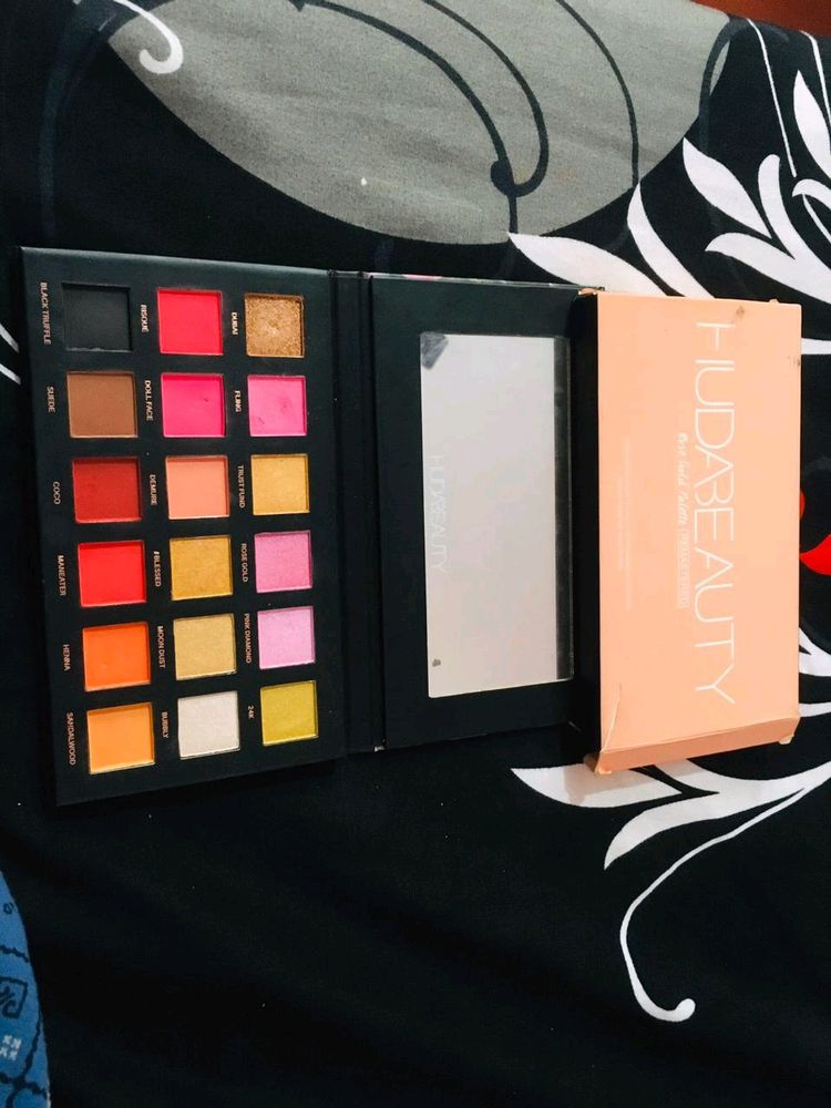 Eye-shadow Palette Huda Beauty Orginal