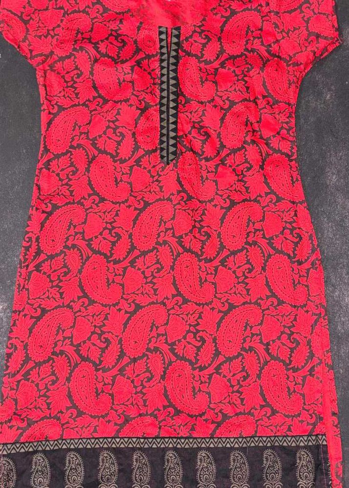 Red &amp; Black Paisley Kurta
