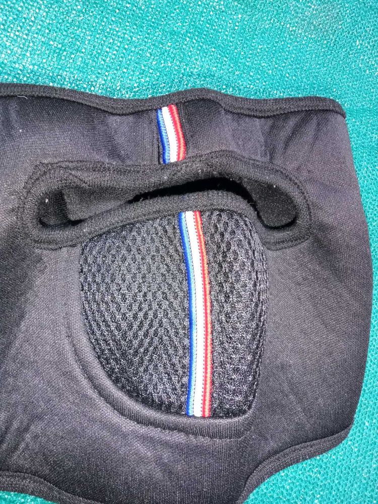 Sports Face Mask , White &amp; Blue Stripe Det