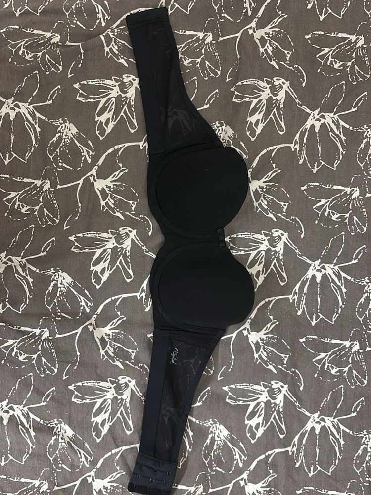 Black Strapless Padded Bra