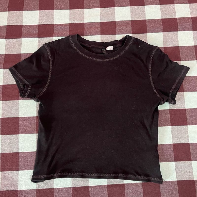 Black Cropped T-Shirt
