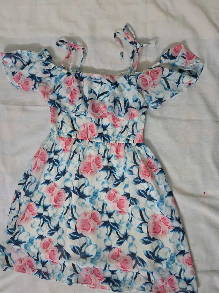 Floral Print Cold Shoulder Dress for Girls