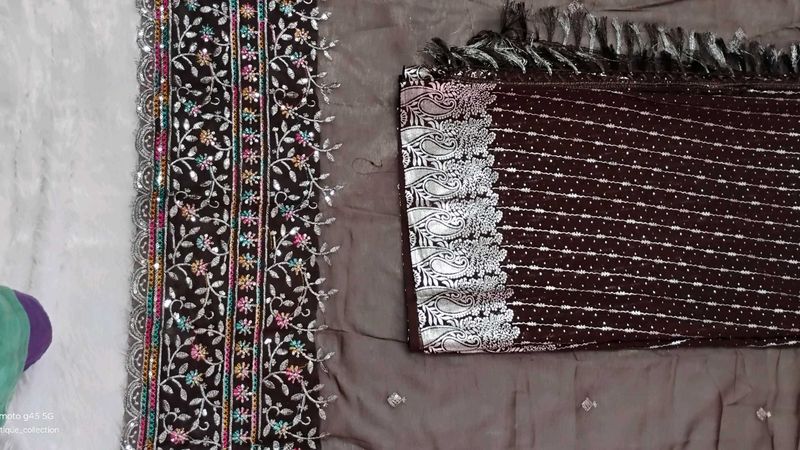 😍 Completely New Sarees With Unstitched Blouse
