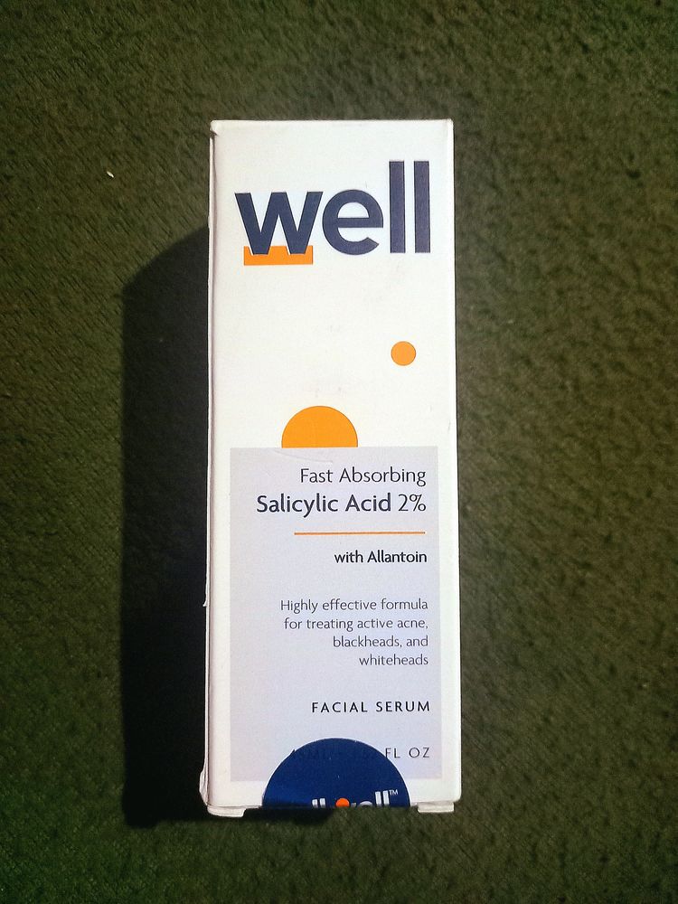 Wellwell 2% Salicylic Acid Face Serum