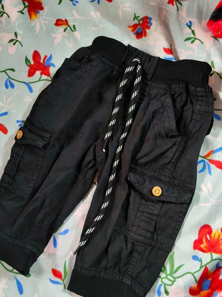 Stylish Black Cargo Capri Pants