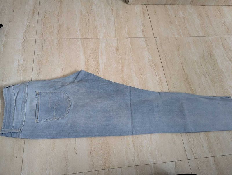Women jeans pant