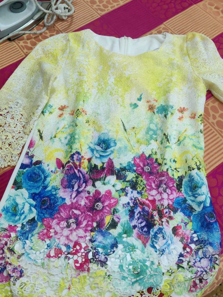 Floral Lace Top