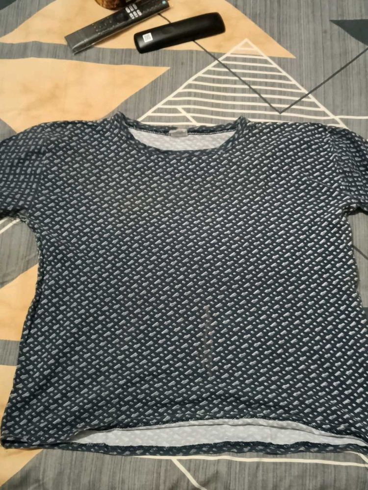 Stylish Geometric Print T-Shirt