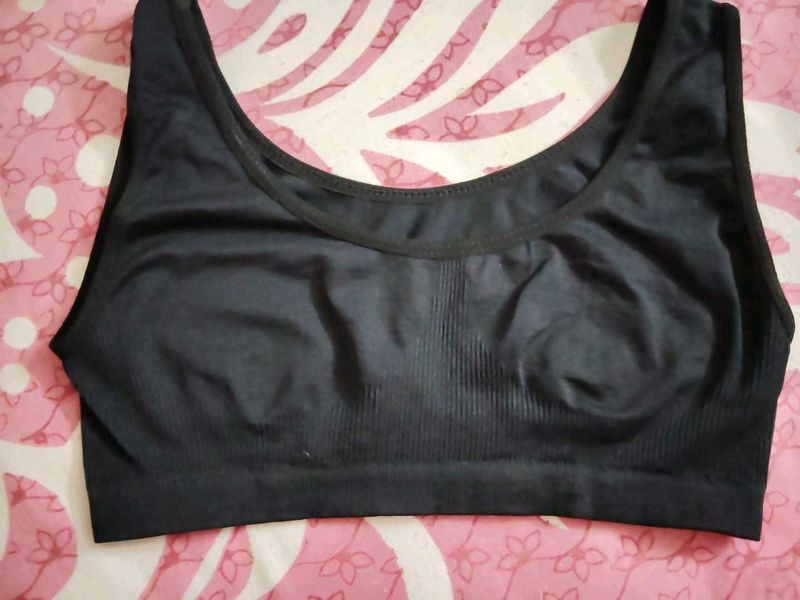123.Comfortable Black Bra