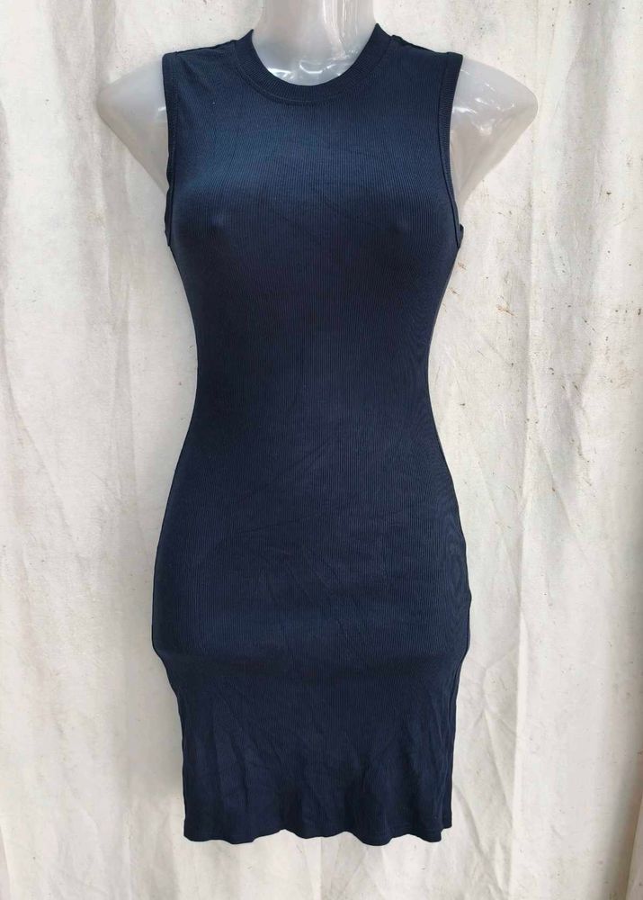 21109. Sleeveless Navy Blue Bodycon Dress