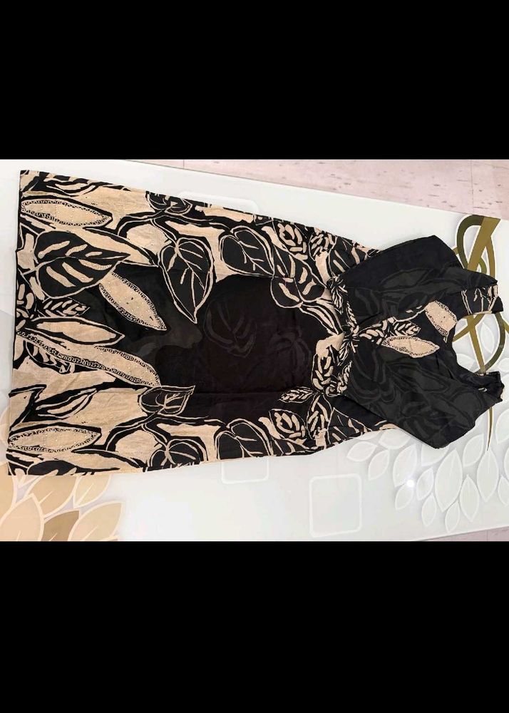 Elegant Black &amp; Beige Leaf Print 3 piece kurta set