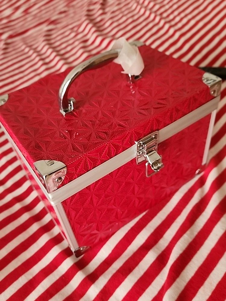 Valentine Gift- Loreal Makeup Box New