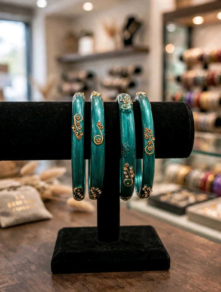 Redium color Beautiful Teal Bangles Set