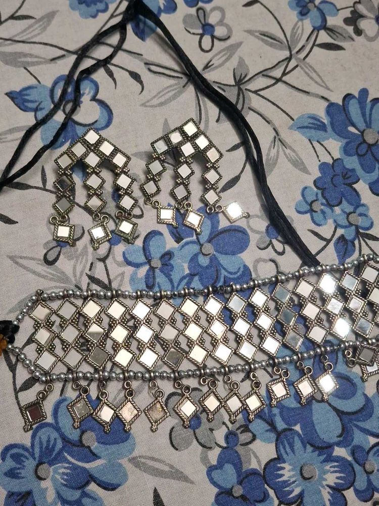 Mirror Work Choker Set *😊bye1 get1