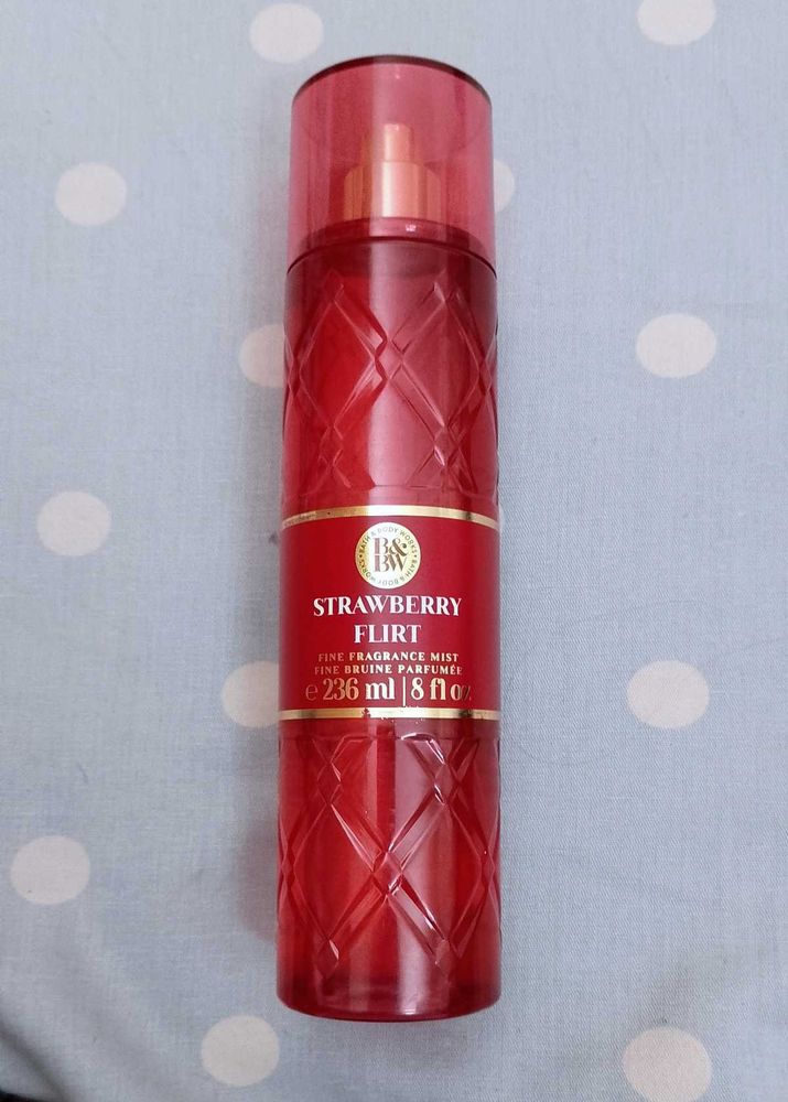 strawberry flirt bath and body works mist