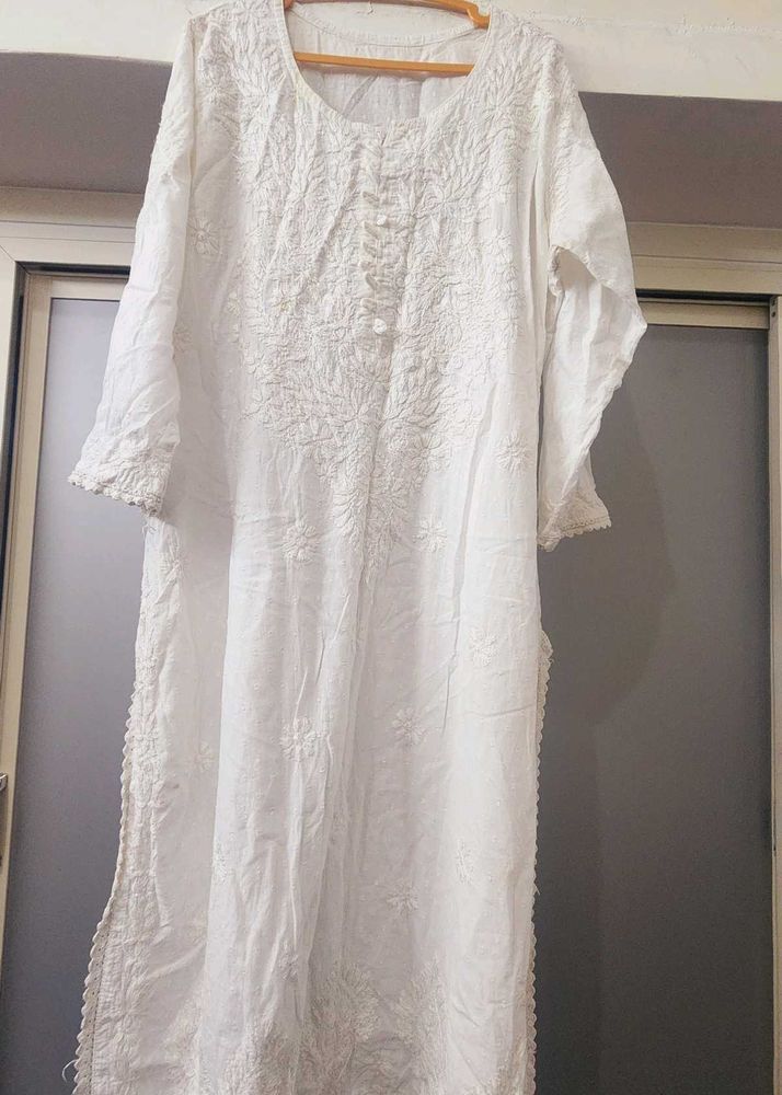 White Lucknowi Chicken Kari Kurta Set