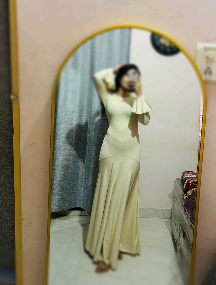 Elegant Cream Maxi Dress
