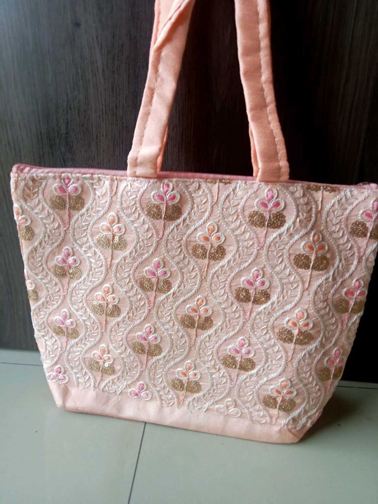 hand bag