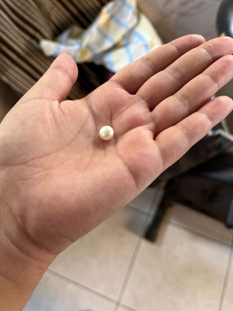 Single 100%  Pearl 🌸