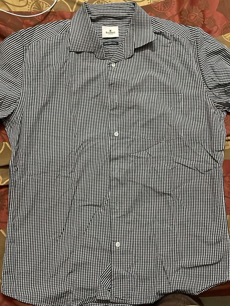 Men's Gingham Button-Down Shirt