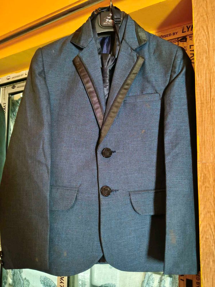 kid's Blue Blazer with Tie