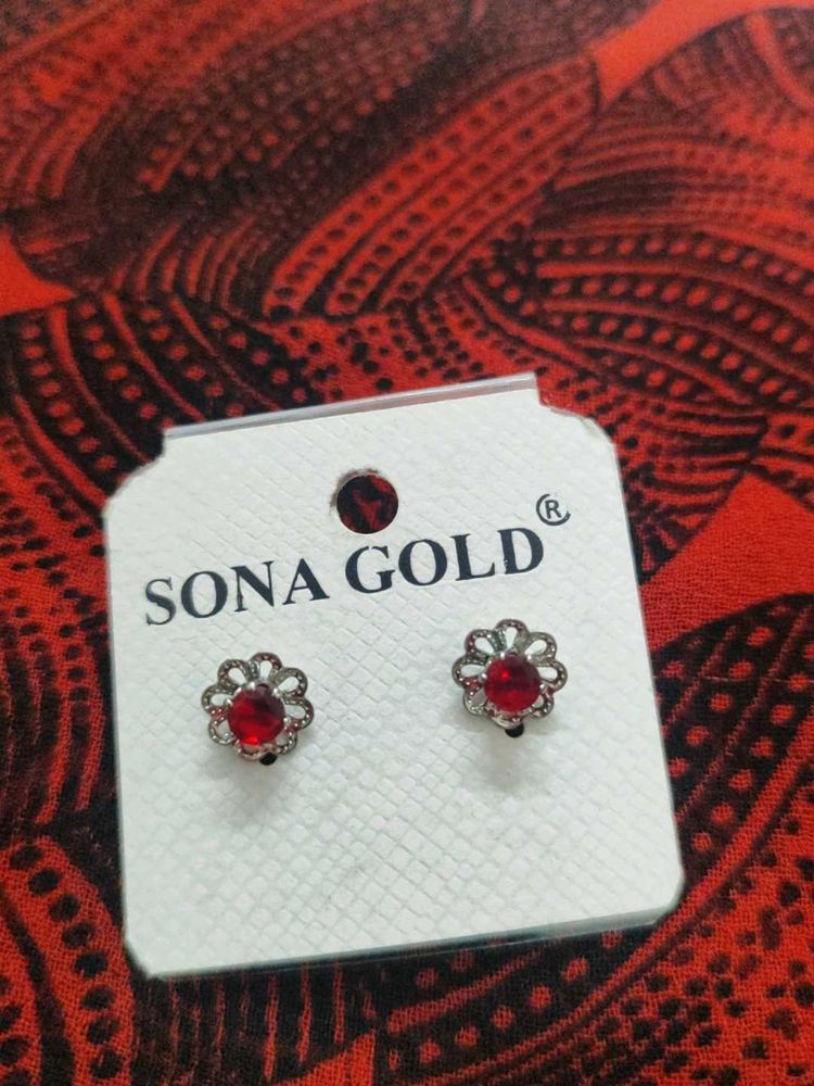 Sona silver Flower Stud Earrings