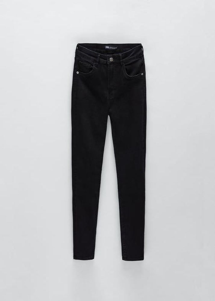 Zara High-Waisted Jeans