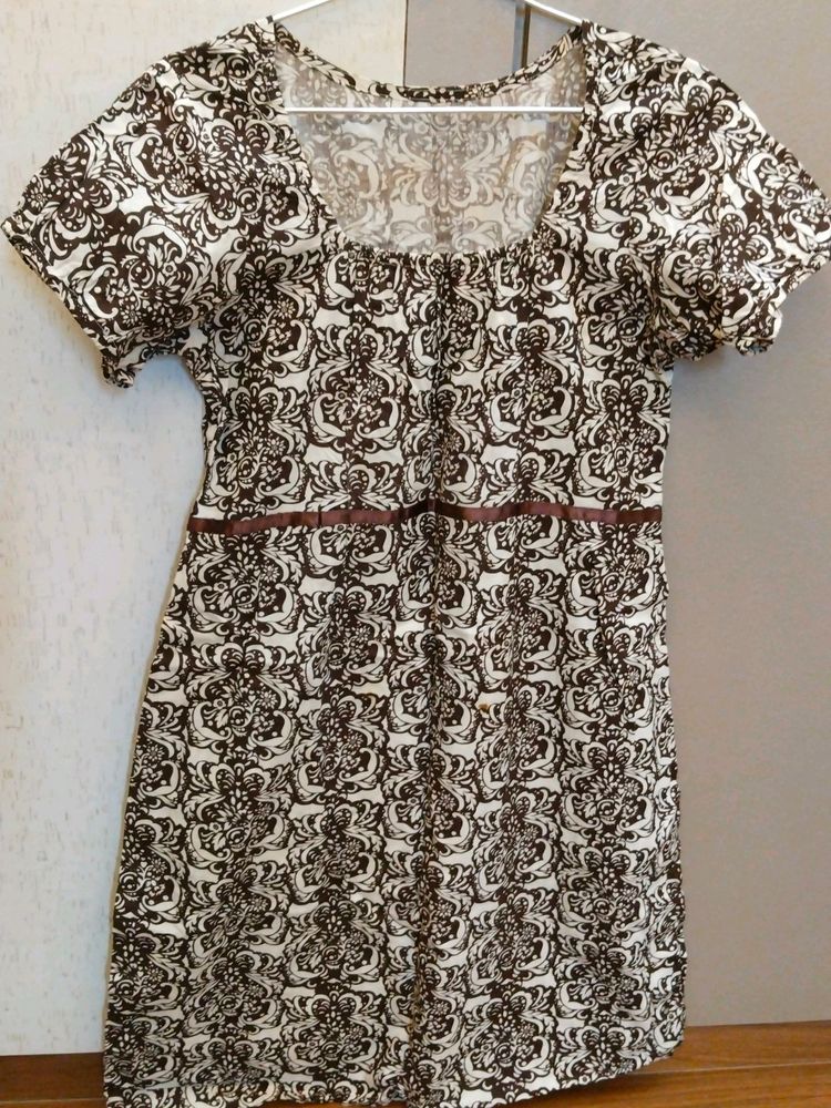 Vintage-Inspired Brown Print Dress
