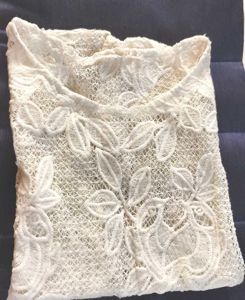 Elegant Floral Lace Top