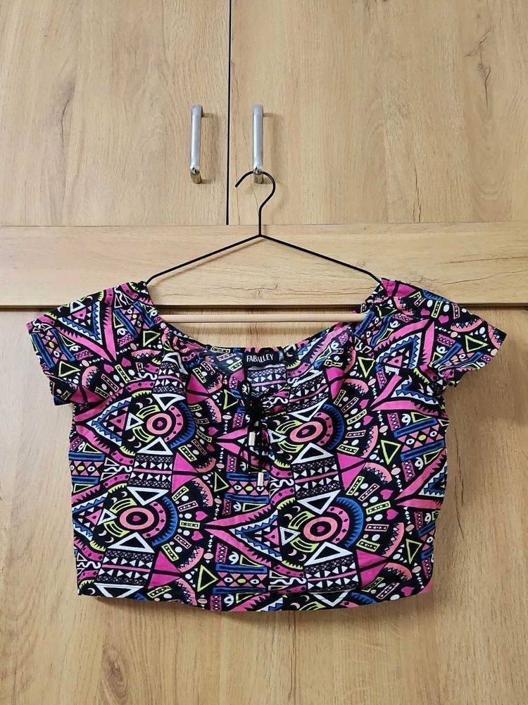 Vibrant Geometric Print Crop Top