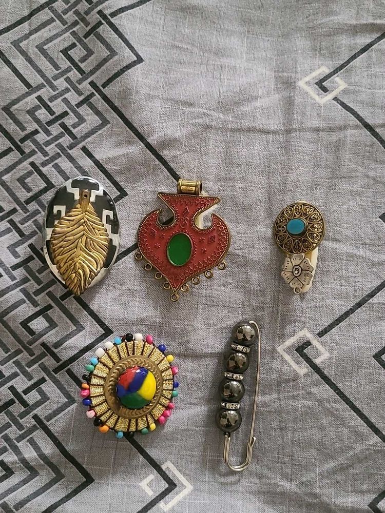 saree pin Set