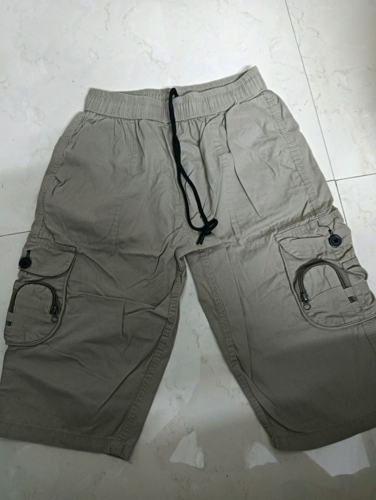 Short Capri Pant