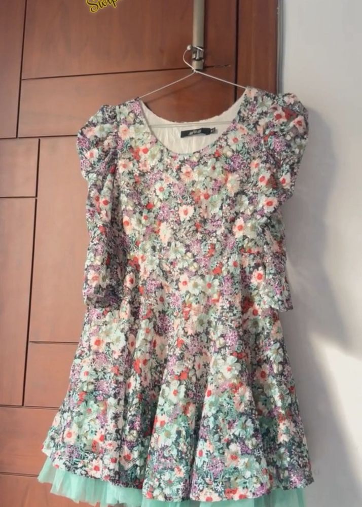 Charming Floral Print Mini Dress