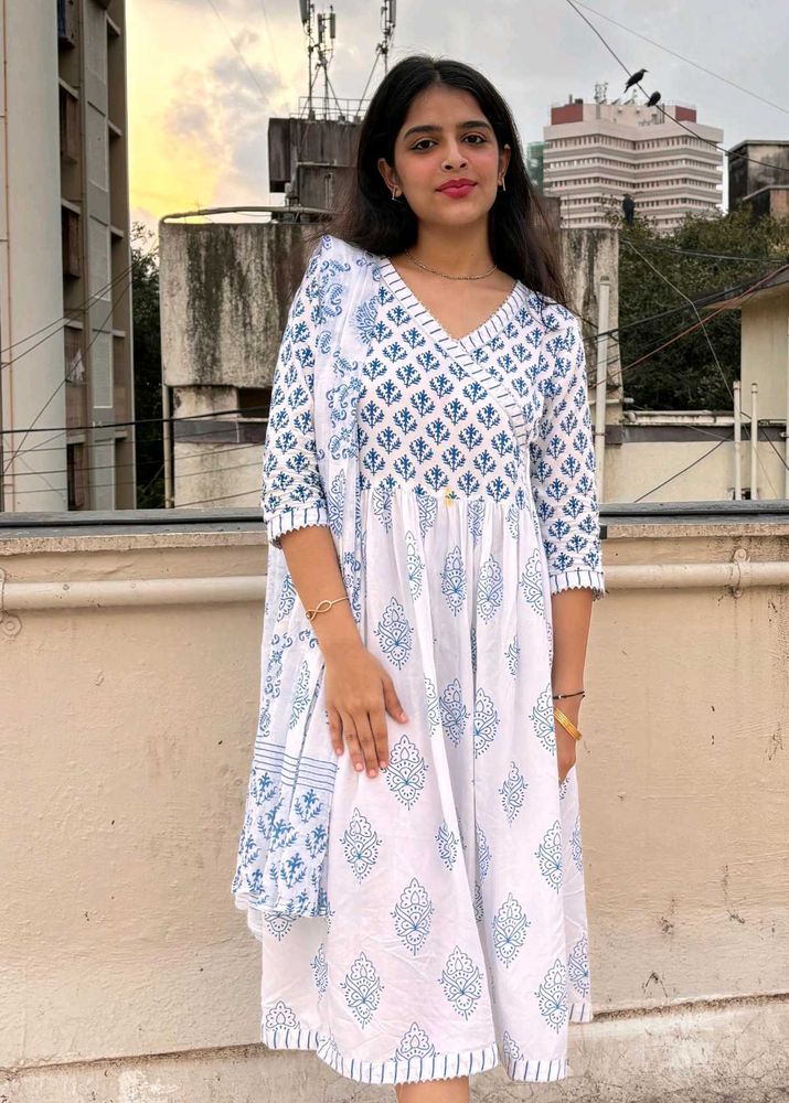 Blue &amp; White Print Kurti + Dupatta Set