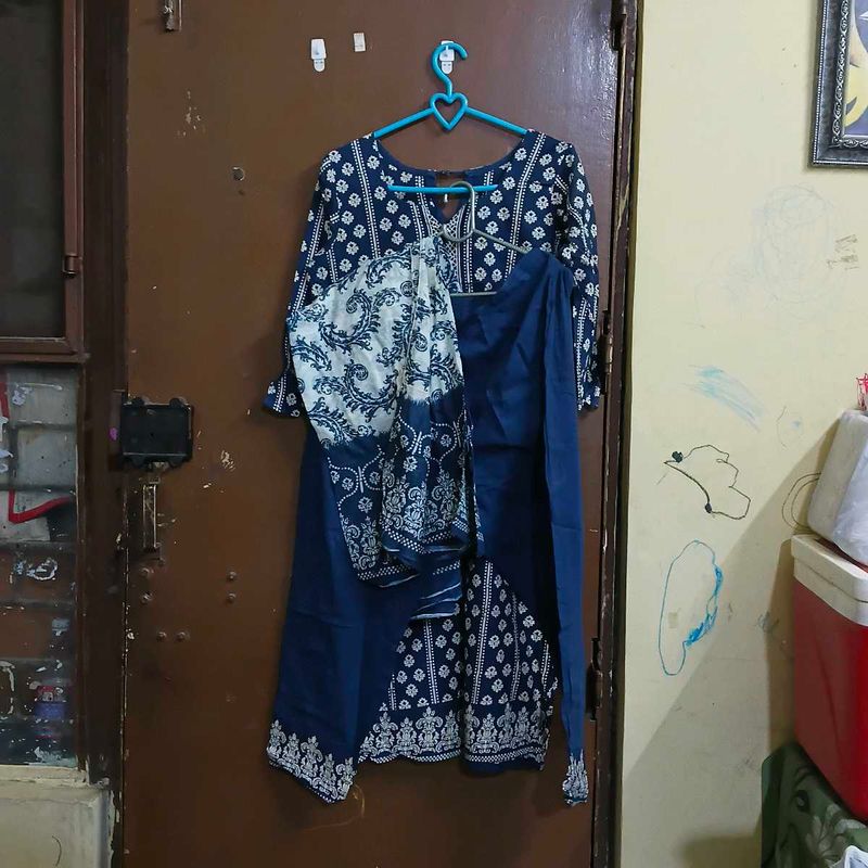 Blue &amp; White Ethnic Kurta Set