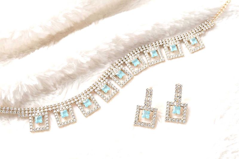Stunning Diamond &amp; Blue Stone Necklace &amp; Earrings