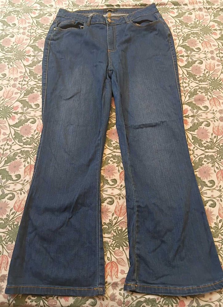 Blue Bootcut jeans