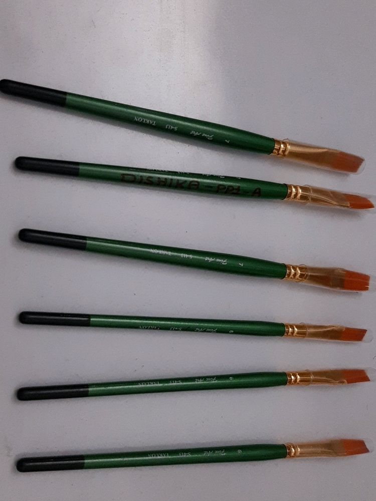 Fine Art Brushes 6 And 7 Each 300 Coins
