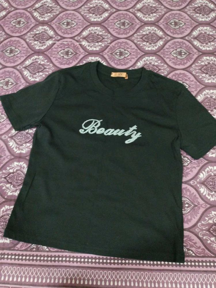 Black "Beauty" T-Shirt