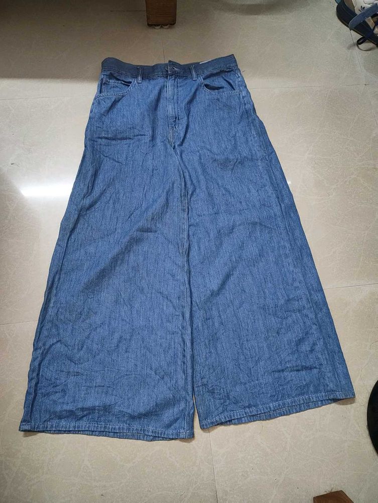 UNIQLO  Mega Wide Leg baggy Denim Jeans