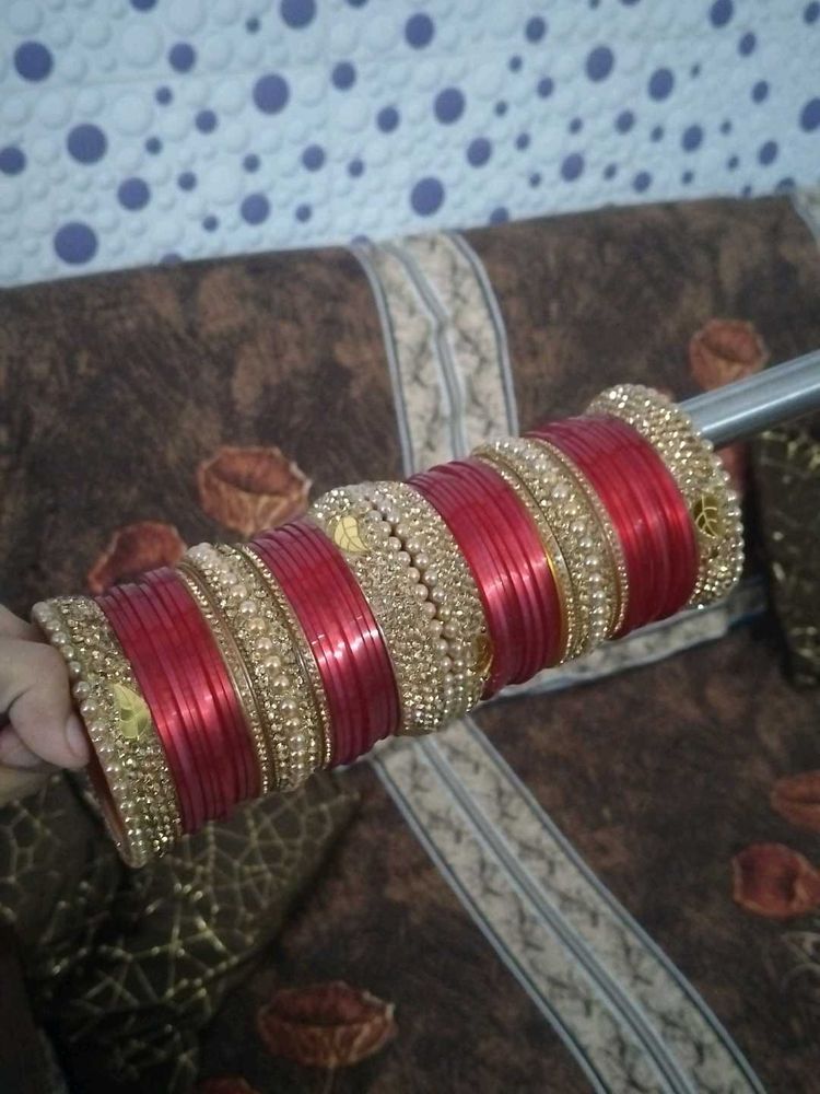 Red &amp; Gold Bangles Set