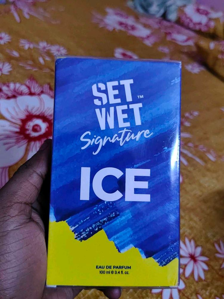 Set Wet Signature Ice Perfume