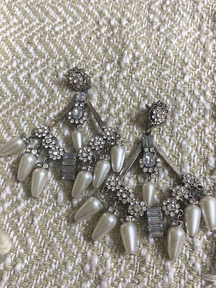 Elegant Pearl &amp; Crystal Chandelier Earrings