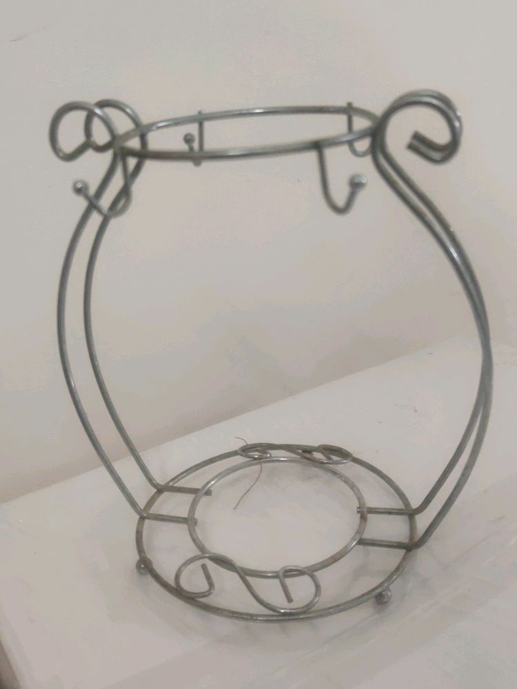 4 Cup Hanging N Saucer Holder