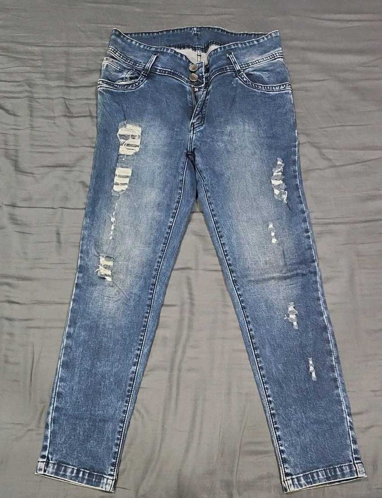 Blue Denim Jeans – Stylish Washed Look