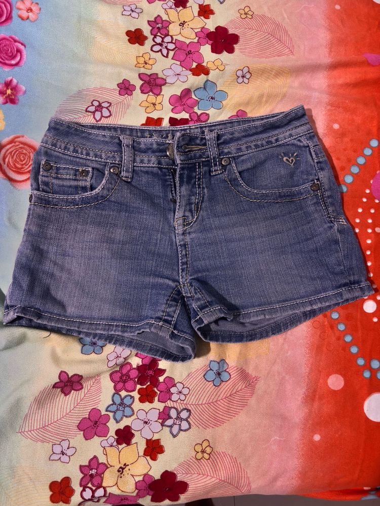 low-rise denim shorts