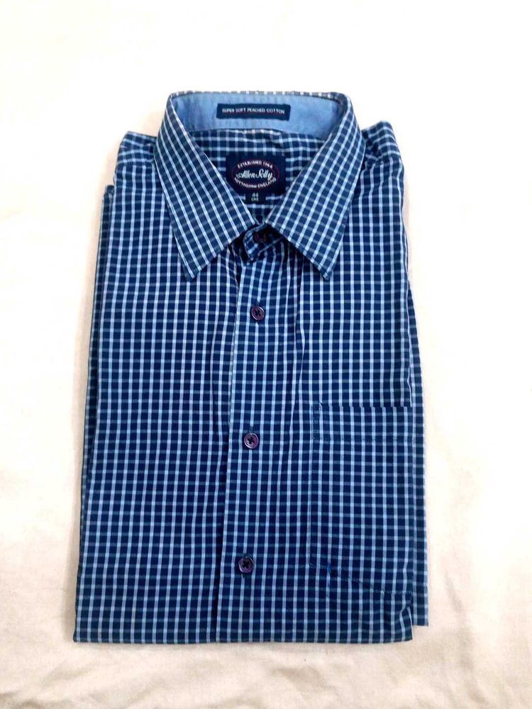 Men's Blue Checkered Button-Down Shirt