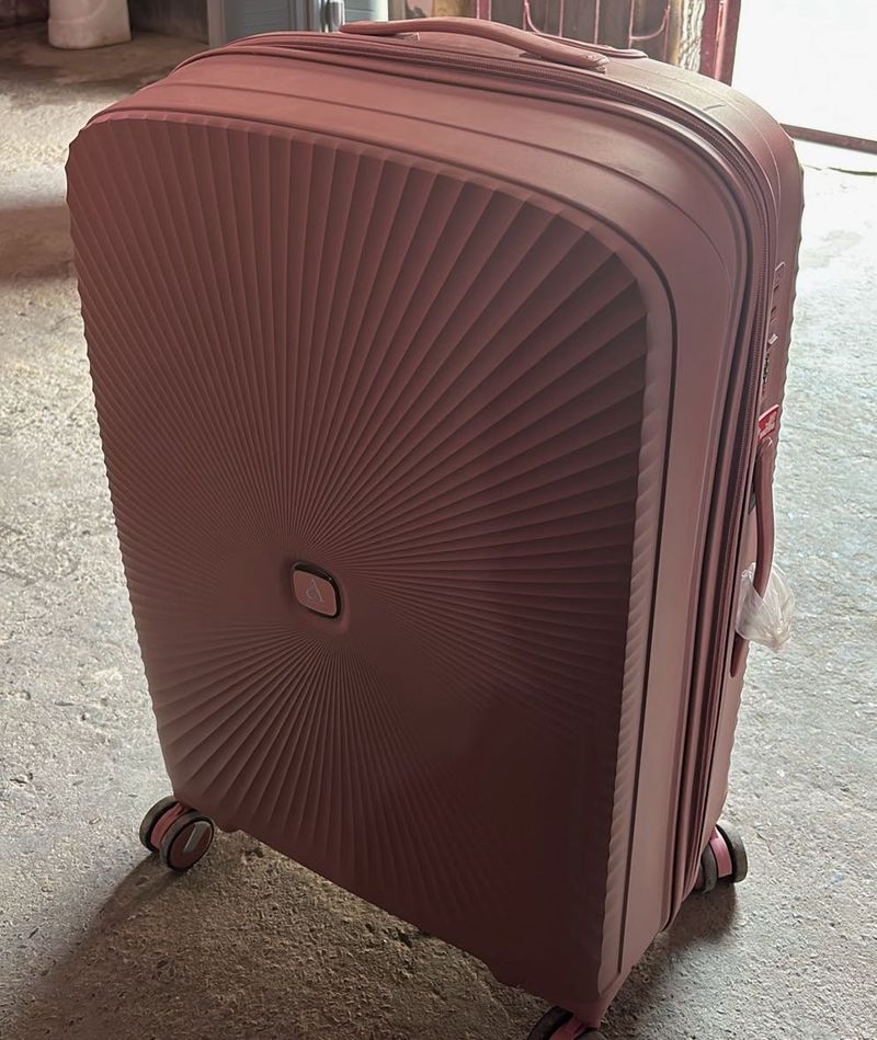 Stylish Rose Gold Hardshell Luggage